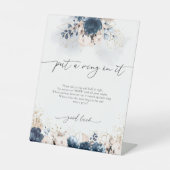 ネイビーブルーと埃っぽいバラがサインにリングや輪を入れた 台座サイン (正面)