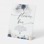 ネイビーブルーと埃っぽいブライダルシャワーフラワーバーサイン 台座サイン (正面)