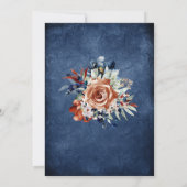 ネイビーブルーと焦げたオレンジ結婚の金ゴールドテンプレート 招待状 (裏面)