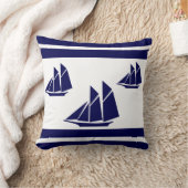 ネイビーブルーと白ストライプのと帆船 クッション (ブランケット)