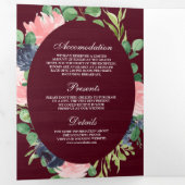 ネイビーブルーと赤面ピンクフローラブルゴーニュ結婚ーズ 三つ折り招待状 (内部最初)