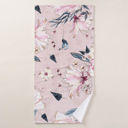 ネイビーブルーと赤面水彩花ピロを投げる バスタオル (バスタオル)