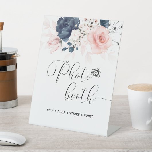 ネイビーブルーと赤面結婚ピンクの写真ブースの看板 台座サイン (インサイチュ)