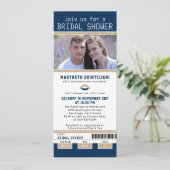 ネイビーブルーと金ゴールドサッカーチケットブライダルシャワー 招待状 (スタンド正面)