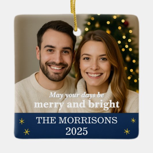 ネイビーブルーと金ゴールドファミリーフォトスノーフレーク セラミックオーナメント (正面)