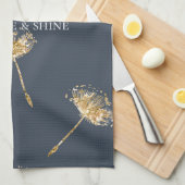 ネイビーブルーと金ゴールドフェイクグリッタータンポポ花 キッチンタオル (四つ折り)