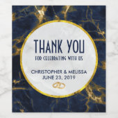 ネイビーブルーと金ゴールドモダンマーブル結婚ズ ワインラベル (シングルラベル)