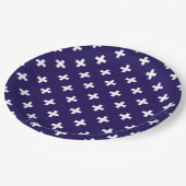 ネイビーブルーに白いポルカが交差 ペーパープレート (アングル)