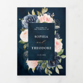 ネイビーブルーのダスティーブルッシュピンクの花のウェディングトリフォールド 三つ折り案内状 (カバー)