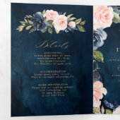ネイビーブルーのダスティーブルッシュピンクの花の結婚式トリフォル 三つ折り案内状 (内部最初)