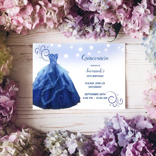 ネイビーブルーのドレスの紐ライト付きQuinceanera 招待状