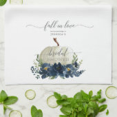 ネイビーブルーのパンプキン 秋の恋 ブライダルシャワー ギフト キッチンタオル (折り畳み)