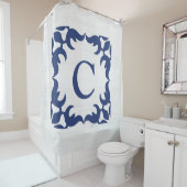 ネイビーブルーのフィリーグリー枠モノグラム シャワーカーテン (インサイチュ)
