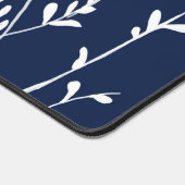 ネイビーブルーのホワイトボタニカル デスクマット (コーナー)