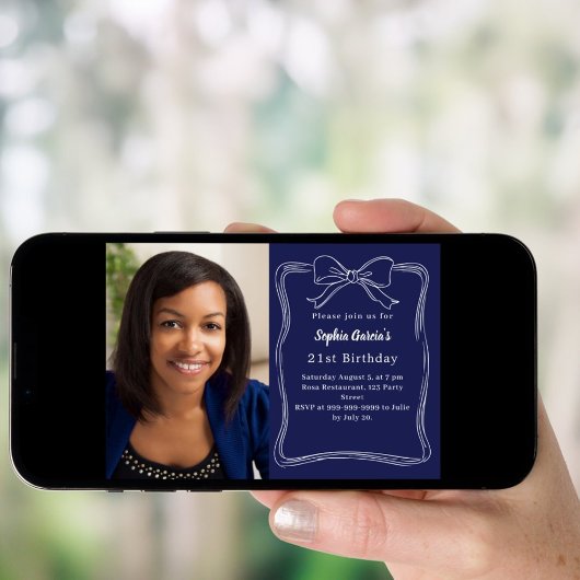 ネイビーブルーの手描き弓の写真の誕生日 招待状