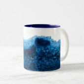 ネイビーブルーの水色のスウィッシュ ツートーンマグカップ (正面右)