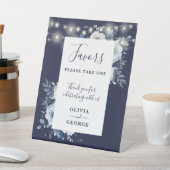 ネイビーブルーの糸のランタン 花のウェディングギフト 台座サイン (インサイチュ)