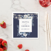 ネイビーブルーの糸の明かりの花の結婚式のナプキン スタンダードカクテルナプキン (インサイチュ)