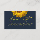 ネイビーブルーの花に黄色の花の背景モノグラム 予約カード (正面)