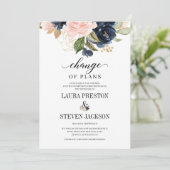 ネイビーブルーの花嫁のゴールドフラワーブラッシュ 予定変更 招待状 (スタンド正面)