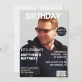 ネイビーブルーの雑誌風 67歳の誕生日おもしろ写真 招待状 (正面)