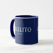 ネイビーブルーのAbuelito設立年 マグカップ (正面左)