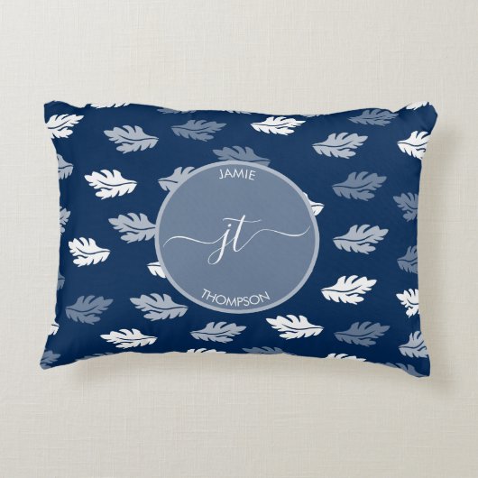 ネイビーブルーアンティーク葉パターンモノグラム アクセントクッション (裏面)