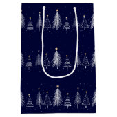 ネイビーブルーウィンタークリスマスパインツリーズスター ミディアムペーパーバッグ (裏面)