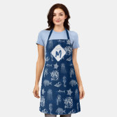 ネイビーブルーウォーター色海海洋動物モノグラム エプロン (着用した状態)