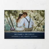 ネイビーブルーウッドサンフラワーズホワイトパンプキン結婚ズ 三つ折り招待状 (カバー)