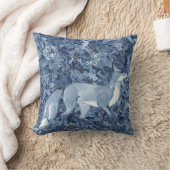 ネイビーブルーキツネ水彩フローラ蝶ファンタジー クッション (ブランケット)