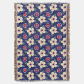 ネイビーブルークリームフラワー付き毛布 スローブランケット (正面縦)