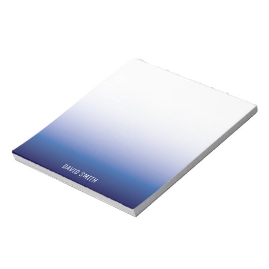 ネイビーブルーグラデーション名パーソナライズされたメモ帳 ノートパッド (回転)