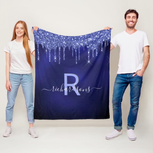 ネイビーブルーグリッタードリップモノグラムの頭文字 フリースブランケット (インサイチュ)
