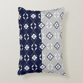 ネイビーブルーグレーモノグラムパドルレイクハウスアクセントP アクセントクッション (正面(垂直))