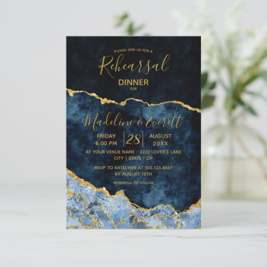 ネイビーブルーゴールドフォイルアゲート結婚ズのリハーサルディナー 招待状 (スタンド正面)