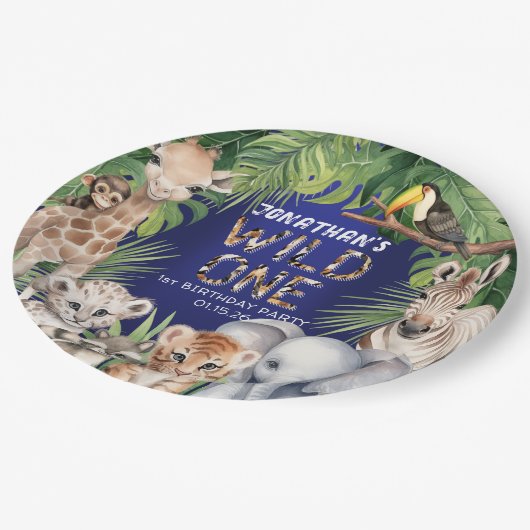 ネイビーブルーサファリをテーマにした野生の1歳の誕生日 ペーパープレート (アングル)