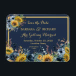 ネイビーブルーサンフラワー結婚フローラ救の日付 マグネット<br><div class="desc">この素晴らしSave the Date Magnetは紺色の背景に鮮やかなヒマワリと明るい青色の花と緑に囲まれた花々を特徴としている。金ゴールドレタリングと書道のtouchは、美しい花に完璧な伴奏である。あなたのデザインのトーンを設定する素敵な結婚お祝い選択。デザインに関する質問や追加のカスタマイズおよび/または一致する項目については、charmdesignstudio@rcn.com宛てにメールを送信するだけで、お手伝いさせていただきます。このページのコレクションリンクを表示して、この美しいデザインで一致するすべてのアイテムを表示する。</div>