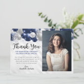 ネイビーブルーシルバーバルーングリッターフォト誕生日 サンキューカード (スタンド正面)