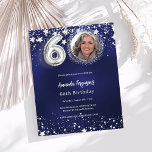 ネイビーブルーシルバー写真60th birthday invitation<br><div class="desc">60歳モダンのスタイリッシュ誕生日パーティーへの招待。紺色の背景飾に星。青い色が不均一だ。写真やパーティー詳細のカスタマイズと追加1枚= 1枚の招待状を印刷したエッジからエッジ</div>