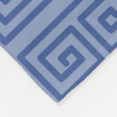 ネイビーブルースクエアラビリンスクラシックギリシャのパターン フリースブランケット (角)