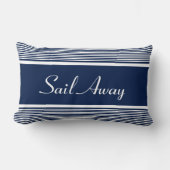 ネイビーブルーストライプの航海の引用文「セイル遠くに」 ランバークッション (正面)