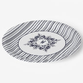 ネイビーブルーストライプヴィンテージラベルとモノグラム ペーパープレート (アングル)