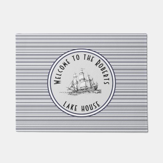 ネイビーブルーストライプヴィンテージラベルと名前 ドアマット (正面)