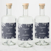 ネイビーブルースノーフレーク冬の結婚式 リキュールボトルラベル (ボトル)
