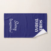 ネイビーブルーソーレトゥデイ強い明日トレーニングジム ハンドタオル (ハンドタオル)