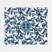 ネイビーブルーティール（緑がかった色）スクールチームカラーバレーボール フリースブランケット (正面(横))