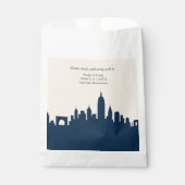 ネイビーブルートラベルシティスカイライン目的地ウェディング フェイバーバッグ (正面)