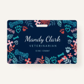 ネイビーブルーフローラと葉ペットポープリントパターン バッジ (正面)