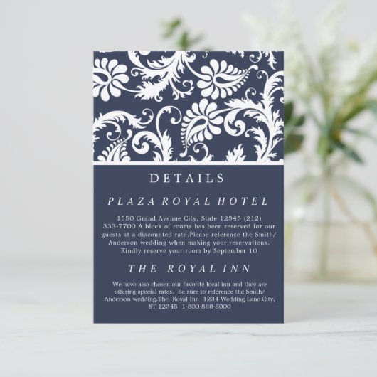 ネイビーブルーフローラダマスクウェディングエンクロージャ 出欠カード (スタンド正面)